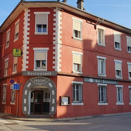 Logis Hotel Du Fer A Cheval Yenne Eksteriør billede